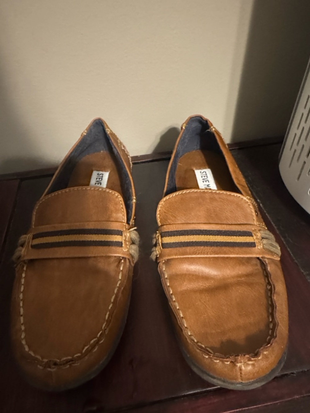 Steve Madden Tan Leather Kids Boys Slip-On Loafers with Striped Band - Picture 2 of 7
